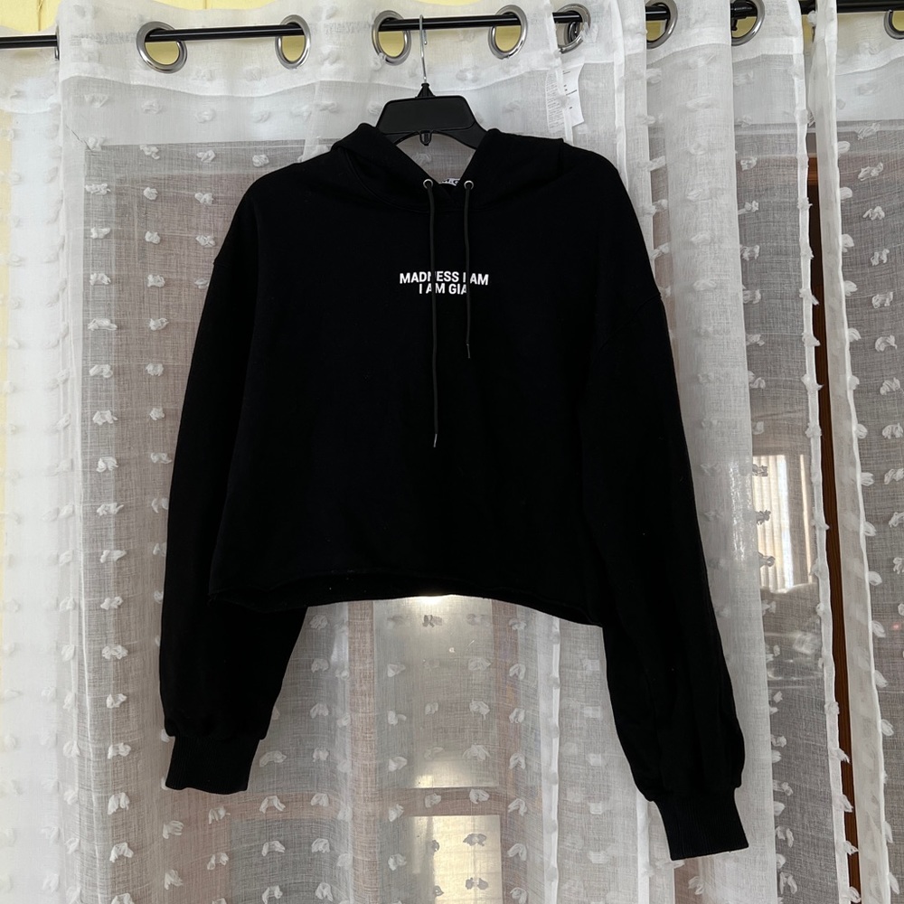 Black cropped hoodie by I.AM.GIA